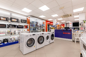 Photo n°19 de Extra Galland Electromenager à Royan (Magasin de lave-linges et sèche-linges)