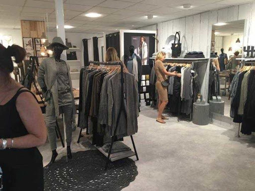 Entree Store - Visual