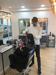 Photo n°7 de Studio Z à Paris (Salon de coiffure)