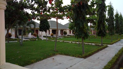 Photos of Golden Sand Beach Lodge