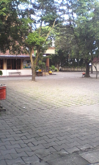 Photos of Gereja Katolik Santa Perawan Maria Bunda Kristus