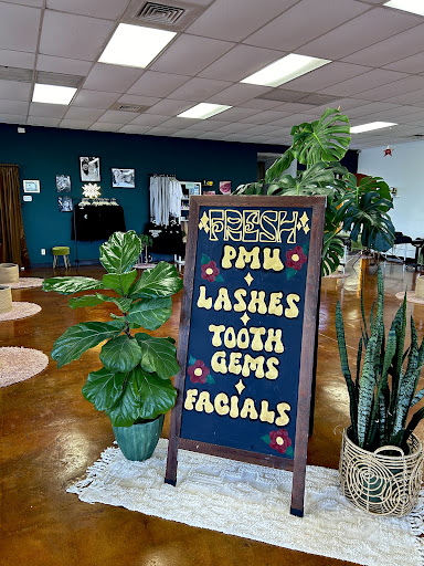 Fresh Cosmetic Studio