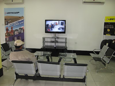 Photos of ITDC Dunlop Tyres Mahatta Branch