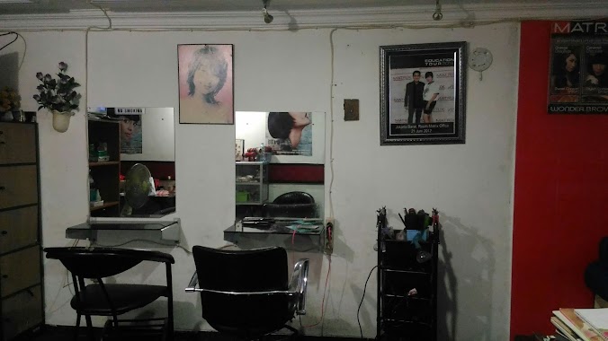 Rika Salon, Author: Rika Salon