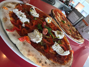 Photo n°3 de Pizza John à Viviers-du-Lac (Snack)