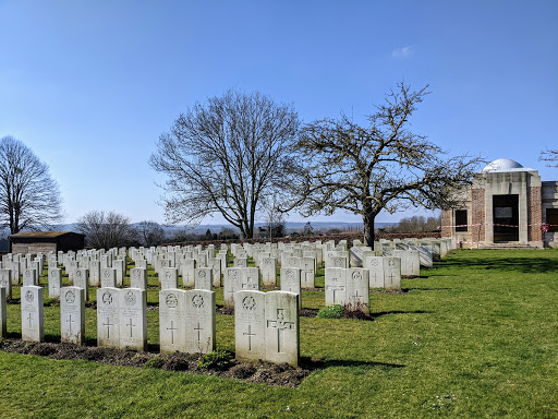 Abbeville Communal Cemetery Extension (plots 1 a 9) - Thumbnail
