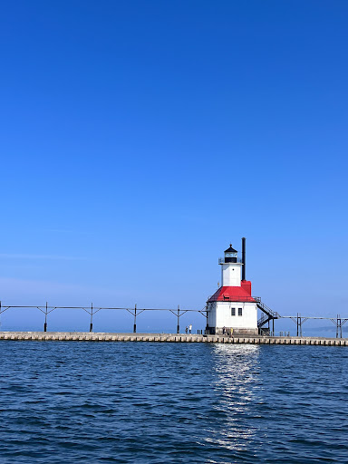 St Joseph North Pier Inner Lighthouse - Thumbnail