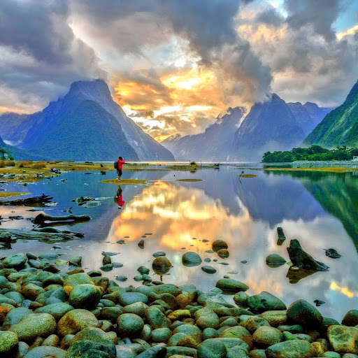 A3 Travel Group with Dream Vacations - Thumbnail