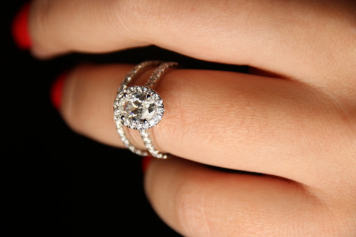 Celinni Diamant - bague de fiançailles, bijoux sur-mesure & alliances diamants - Thumbnail