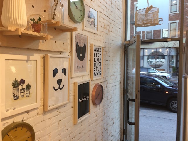 Boutique Vestibule