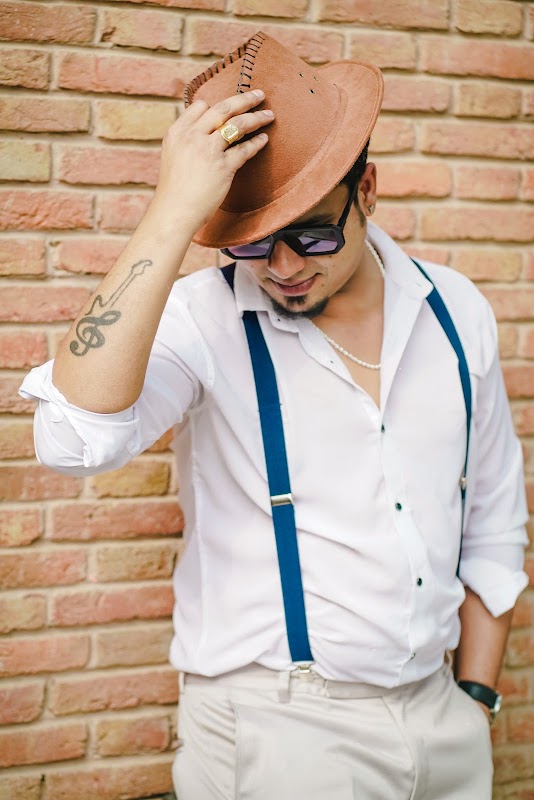 Manish (Live Band Singer)