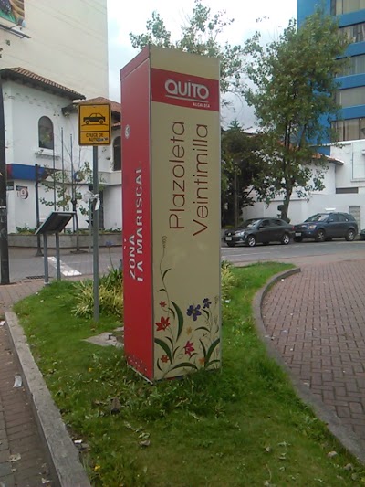 Photos of Plaza Veintimilla