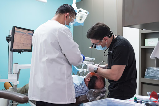 Zak Dental - Long Beach