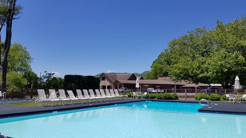 The Dillard House by null