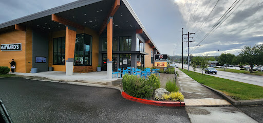 Maynard's Restaurant - Visual