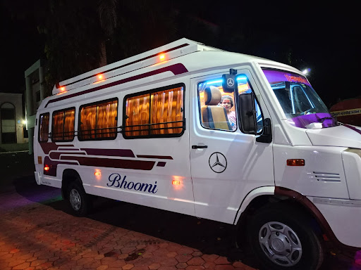 25000 tempo traveller 20 seater 4 dham
