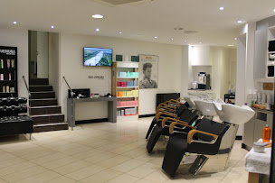 Photo n°3 de Espace Beaute Prestige à Bourges (Salon de coiffure)
