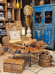 Photo n°8 de Boutique Meubles & Déco - Home Travel - Saint-Rémy de Provence à Saint-Rémy-de-Provence (Magasin d'ameublement d'extérieur)