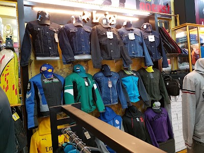 Photos of Idola Sport