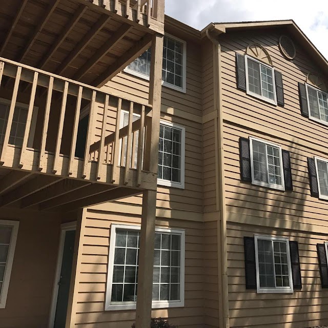 Woodway Apartments