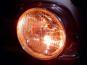 Photo n°7 de Plein phares plein feux à Verrières-en-Anjou (Garage automobile)