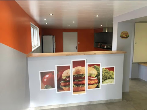 Photo 3 - Burger Comtois