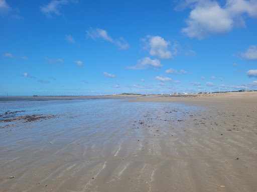Beach Huts - Visual