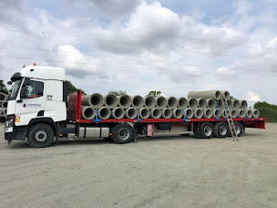 Photo n°12 de LONGEPEE à Bouin (Société de transport routier)