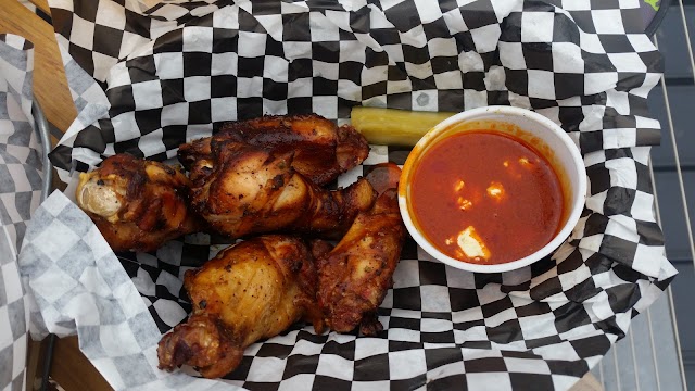 Chicken N Pickle