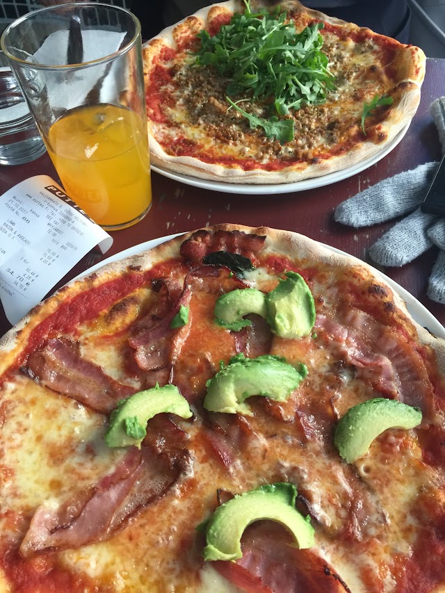 Putte's Bar and Pizza