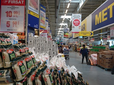 Photos of Metro Wholesalers Market Do