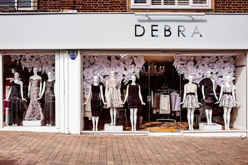 Debra - Visual