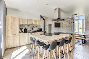 Photo n°8 de Raison Home - Sandrine DELALE-CHARAT - Conceptrice Agenceuse de cuisines et rangements sur-mesure à Morzine (Magasin de meubles de cuisine)