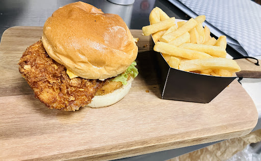 Photo 6 - L'Az Burger