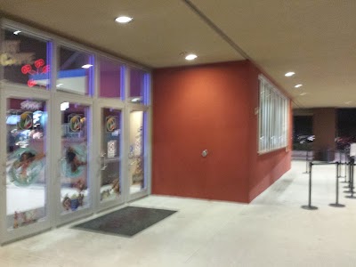 Photos of Regal Cinemas Simpsonville 14 & IMAX