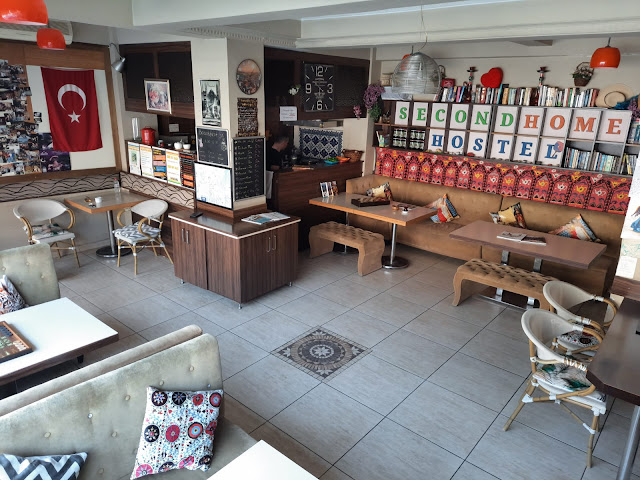 Second Home Hostel by null