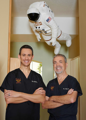 Chris Edwards, DDS - Visual