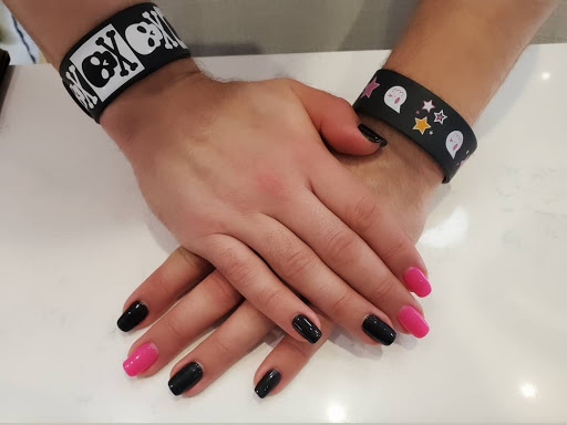 Aloha Nails 29 - Thumbnail