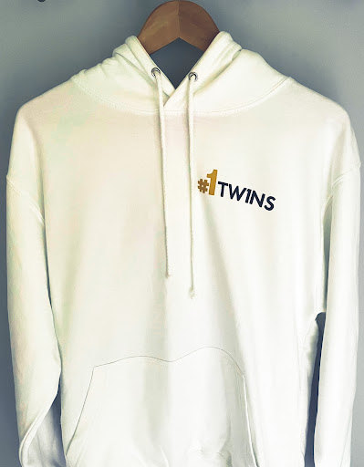 Twins Sports Clothing - Thumbnail