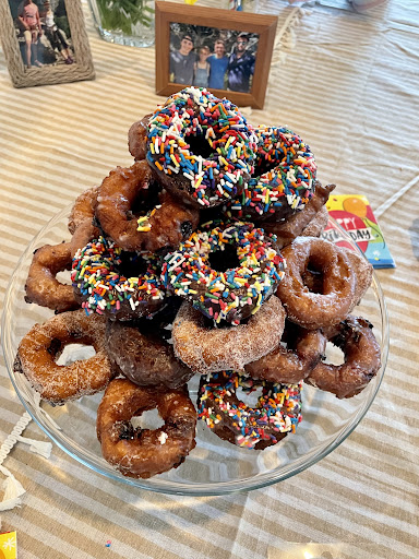 Cape Cod Donuts - Visual