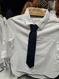 Photo n°27 de Orchestra GILLY SUR ISERE à Gilly-sur-Isère (Magasin de jouets)