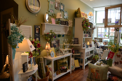 The Willow Tree Home Decor & Gifts - Thumbnail