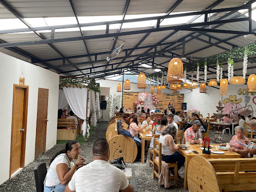 La Choza Parrilla Bar