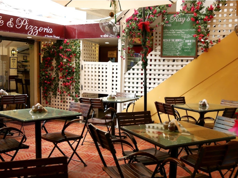 Ray's Cafe and Pizzeria — photo