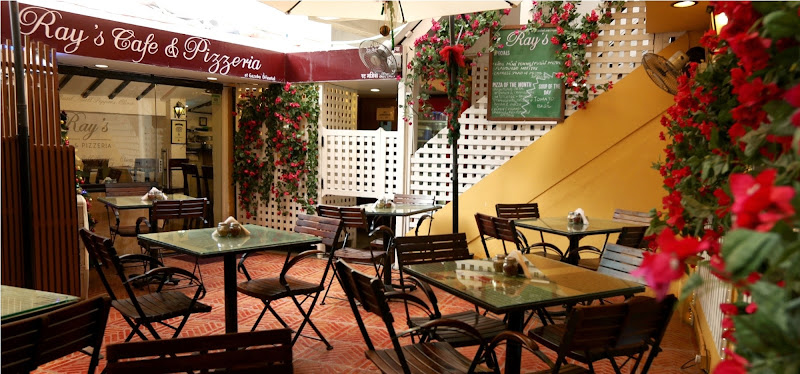 Ray's Cafe and Pizzeria — photo