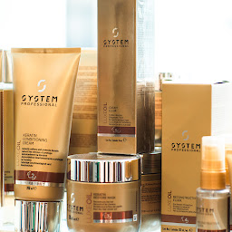 Photo n°17 de COIFFEUR CREATEUR à Vannes (Salon de coiffure)