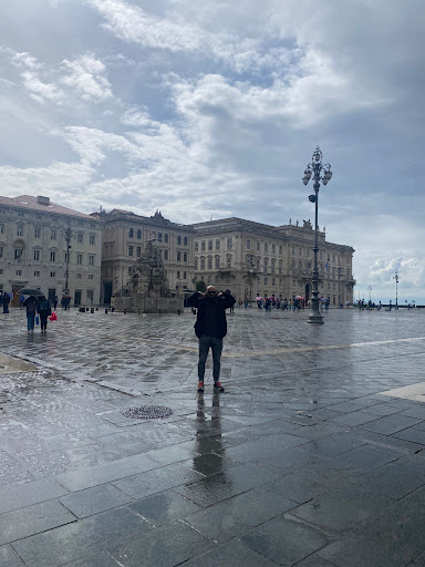 Piazza Trieste - Visual