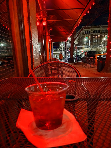 Plum Bar - Visual