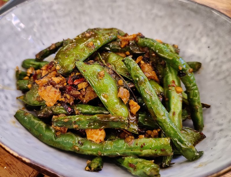 Uncle Wang Restaurant and Bar — photo 14