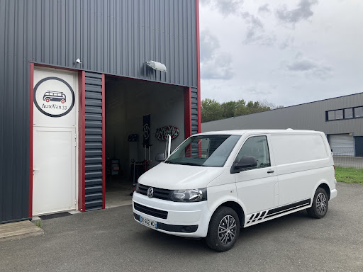 Auto Van 33 Bordeaux - Vente & location de Vans aménagés - Thumbnail